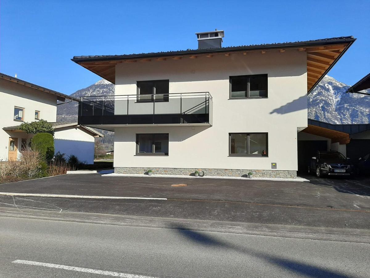 Appartement Apart Alexandra à Strass im Zillertal Extérieur photo